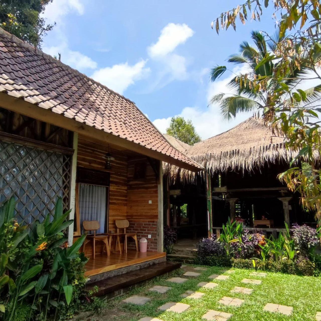 Sekumpul Bali Hidden Space Singaraja  Exterior photo